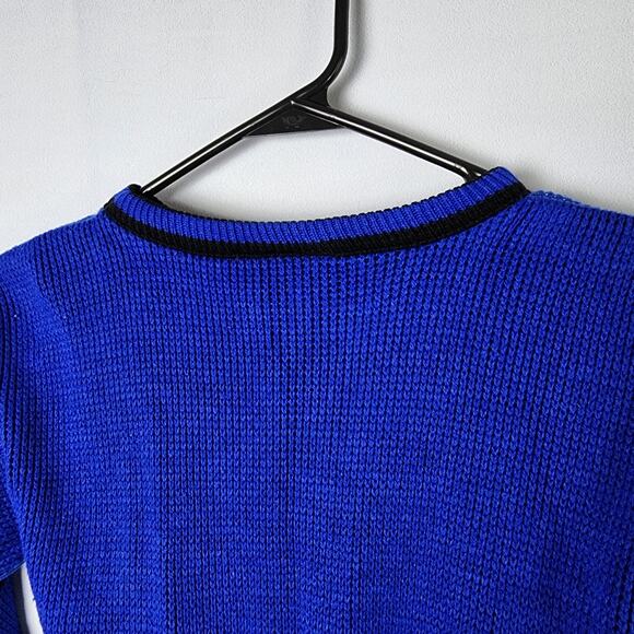 Vintage Mickey and Friends by Prodigy Blue Knit Sweater | Kid's Medium (6) - Picture 6 of 8